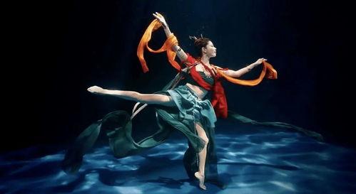 花灯舞蹈发型成人女孩视频,成人女孩花灯舞蹈发型视频赏析