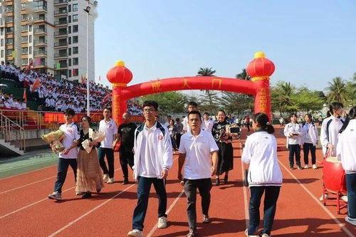 都安高中成人礼视频,都安高中成人礼，见证少年蜕变