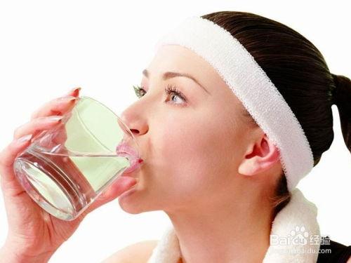成人如何正确的喝水视频,科学喝水，健康生活