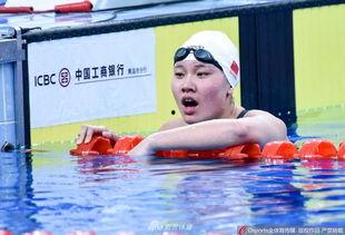 成人女仰泳视频网站,网络视频网站上的精彩瞬间