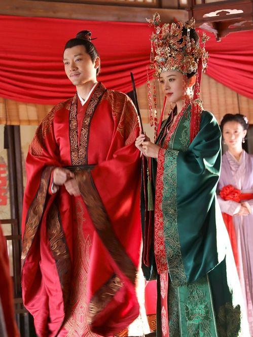 皇亲国戚成人汉服视频,皇亲国戚成人汉服风采展示