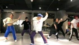 成人快乐动作视频教学,快乐动作视频助力成人学习新技能