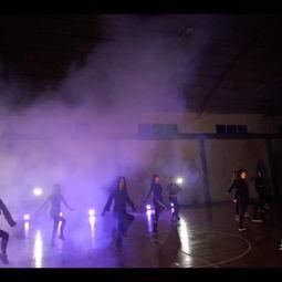 浏河街舞成人舞蹈视频,动感舞步，释放激情