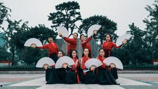 舞蹈成人国风舞蹈视频,穿越时空的古典美学演绎