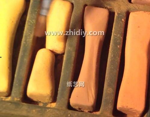 成人手工制作爆米花视频,跟随视频教程，轻松掌握家庭爆米花制作技巧