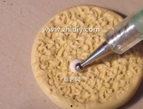 成人手工制作爆米花视频,跟随视频教程，轻松掌握家庭爆米花制作技巧