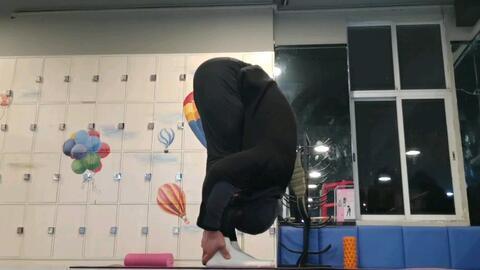 成人腿如何拉长图片视频,图片与视频详解